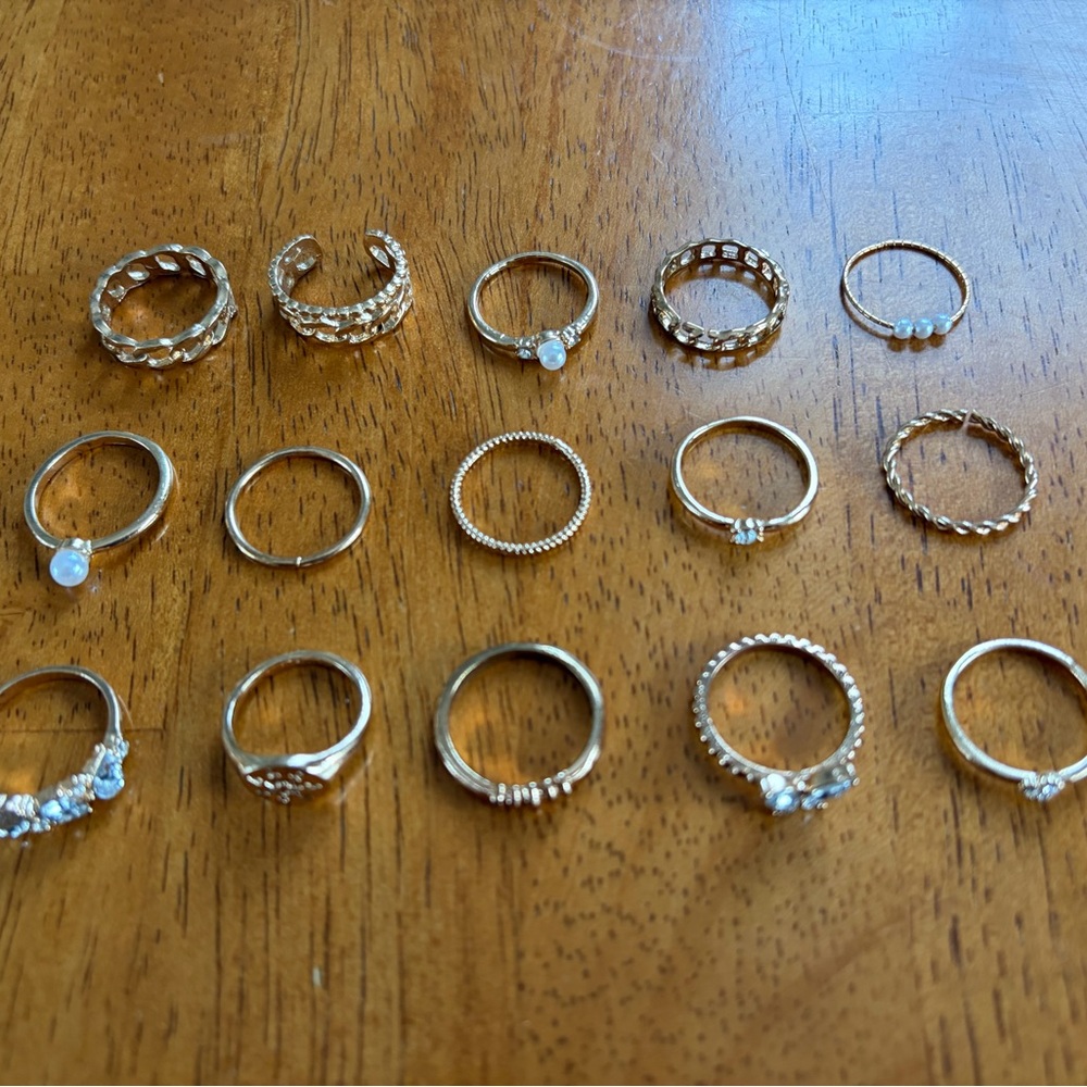 H&M Gold Ring Collection